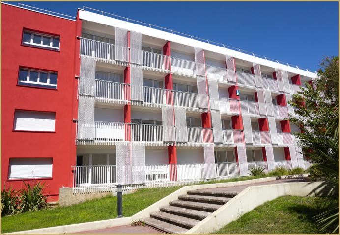 Gestetud - Ideal Campus
